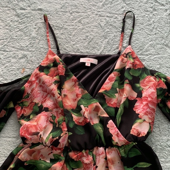 Luxxel Romper - Picture 6 of 12